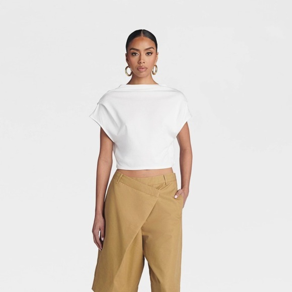 KBB by KAHLANA x Target M Medium Cropped The Back Twist T-Shirt White Top NWT!